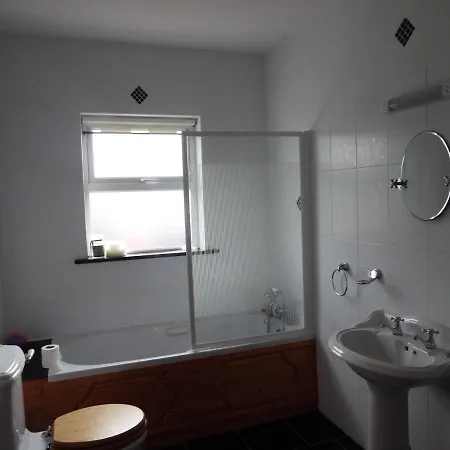Holiday home Comfortable Cosy 3-Bed Cottage In County Sligo *