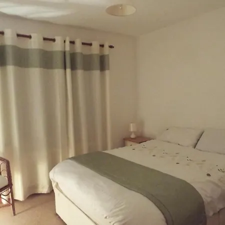 Holiday home Comfortable Cosy 3-Bed Cottage In County Sligo Carroweilpatrick